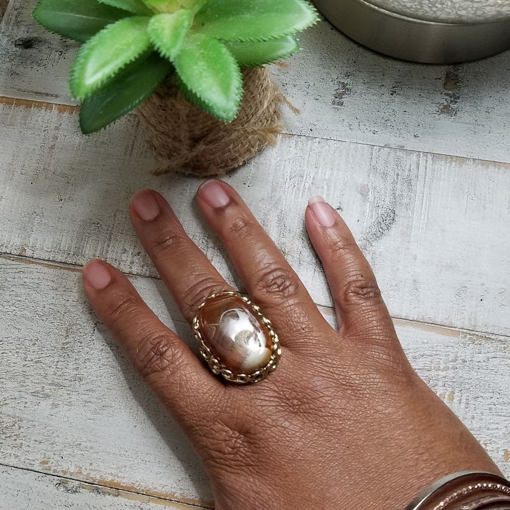 Large statement ring - Picture 5 of 6
